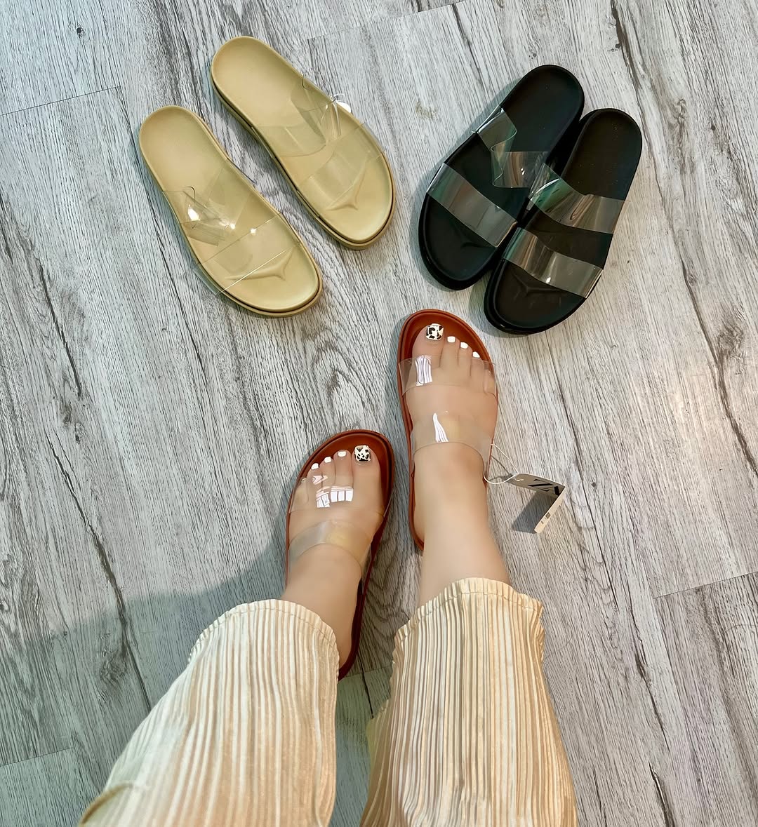 صندل طلقی زارا سایزبندی:۳۷تا۴۰